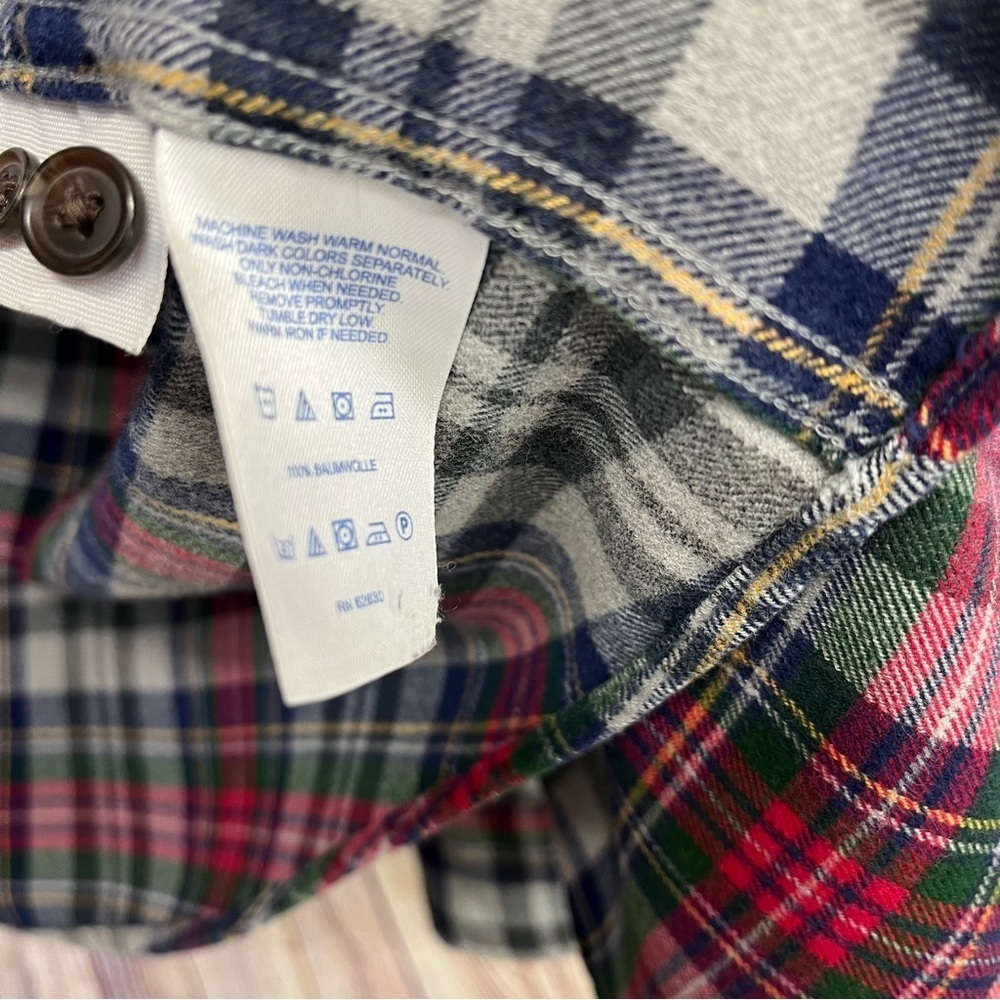 Lands End Gray Check Flannel Button Front Long Sleeve Shirt - Picture 9 of 9